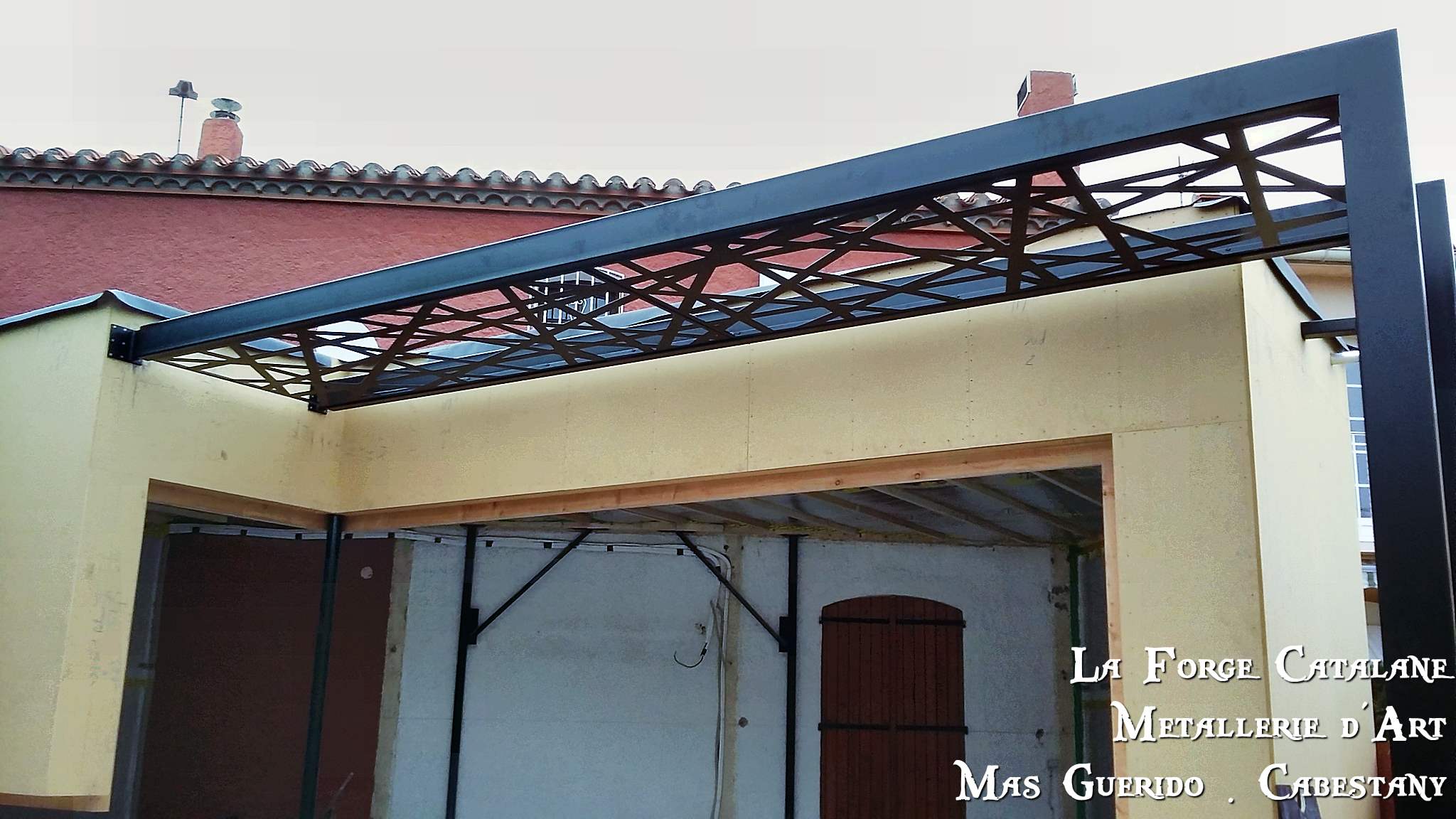 casquette decoupe laser moderne ossature tube rectangulaire 6  forge catalane.jpg